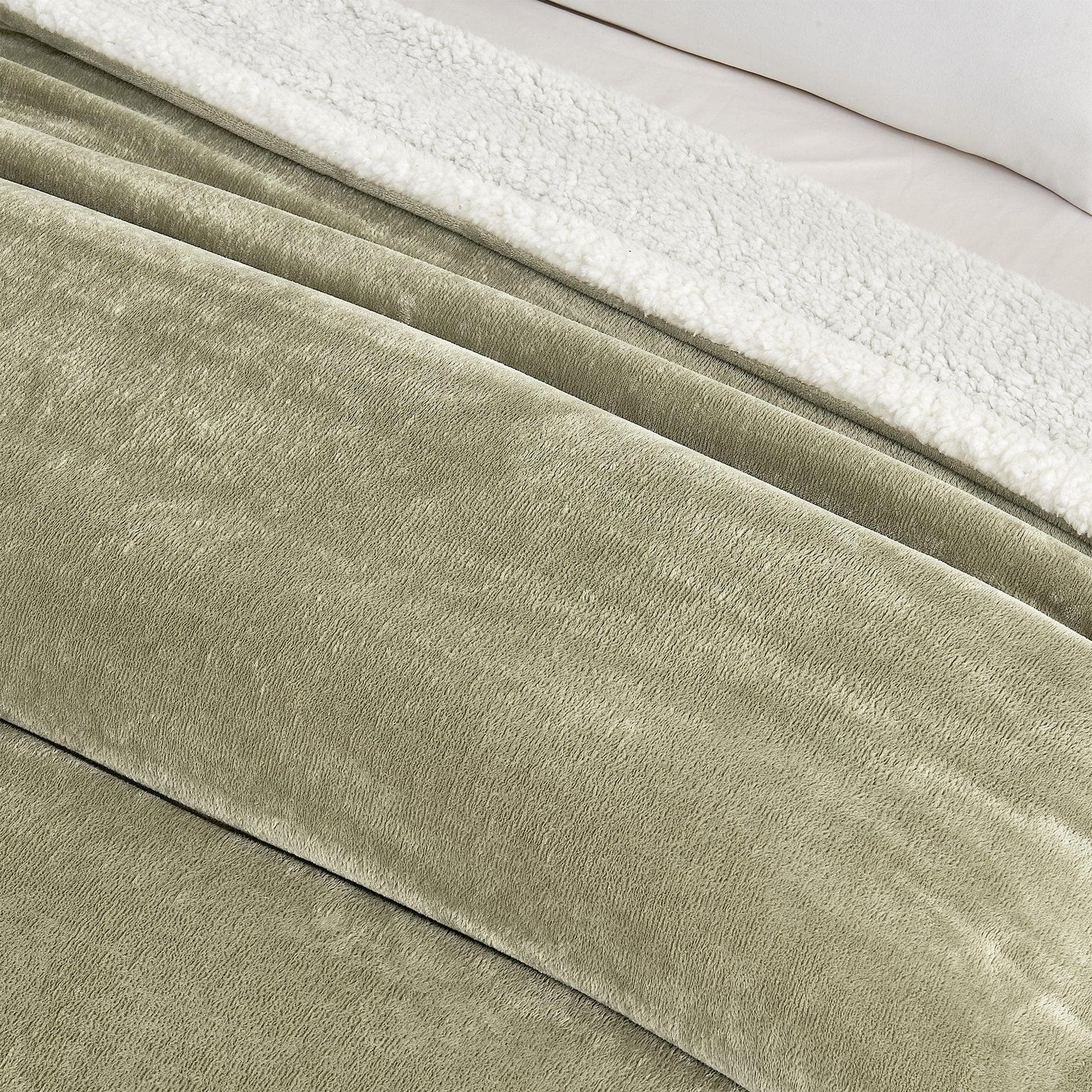 Velvet Plush Sherpa Luxury Bed Blanket - Kinsley Collection from PriceLows™