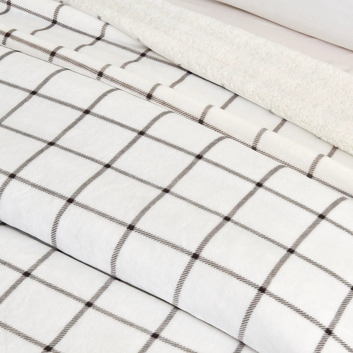Velvet Plush Sherpa Luxury Bed Blanket - Kinsley Collection from PriceLows™
