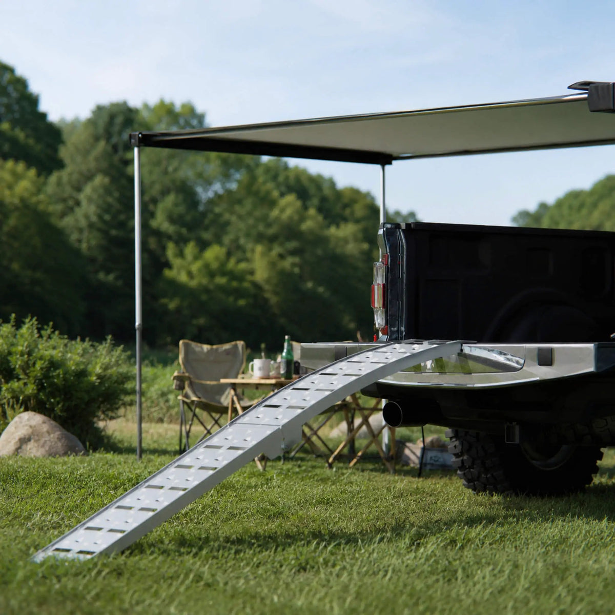 Folding Aluminum Loading Ramps | 7.5FT Length | 1500 Lb Capacity Per Pair | Non-Slip Textured Surface