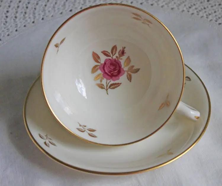 Lenox Tea Cup & Saucer | Creamy White with Gold Rim Tea or Coffee Set | Olympia by Lenox | Collectors & Hosts