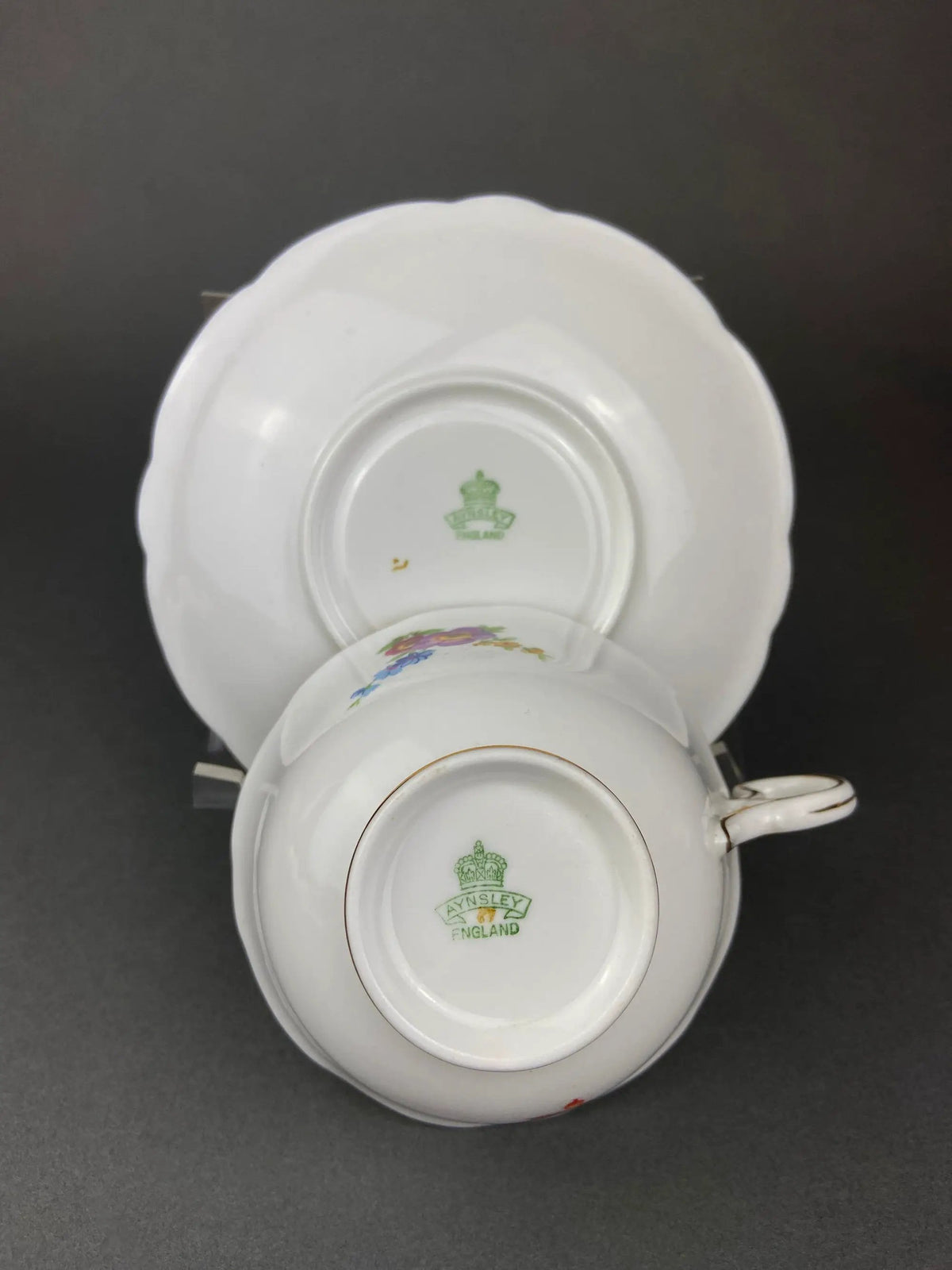 Teacup And Saucer | Fine Bone China | Floral Pattern | 3.5 Inch Rim