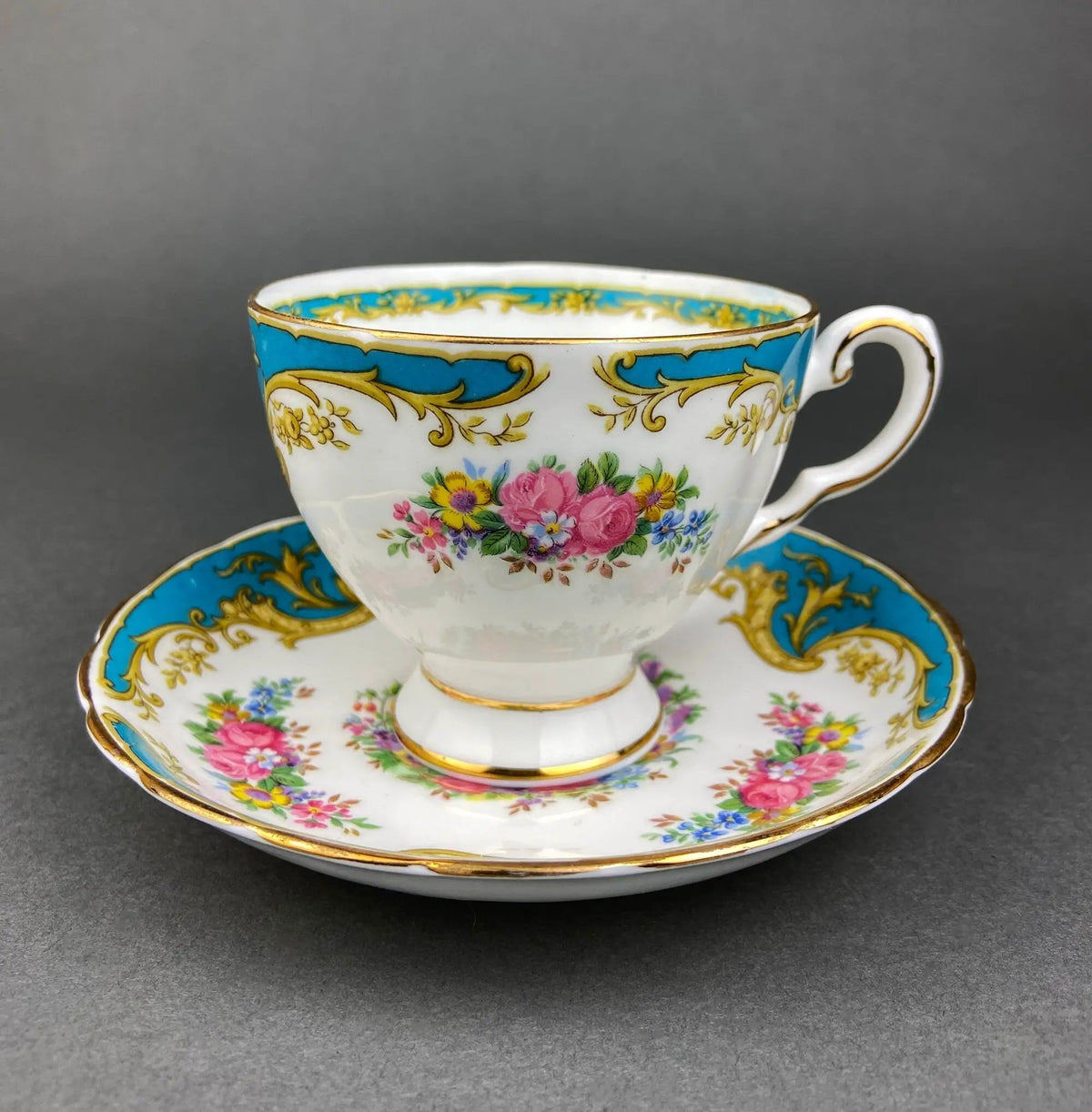 Tea Cup And Saucer | Fine English Bone China | 8 Oz | Vintage Pattern