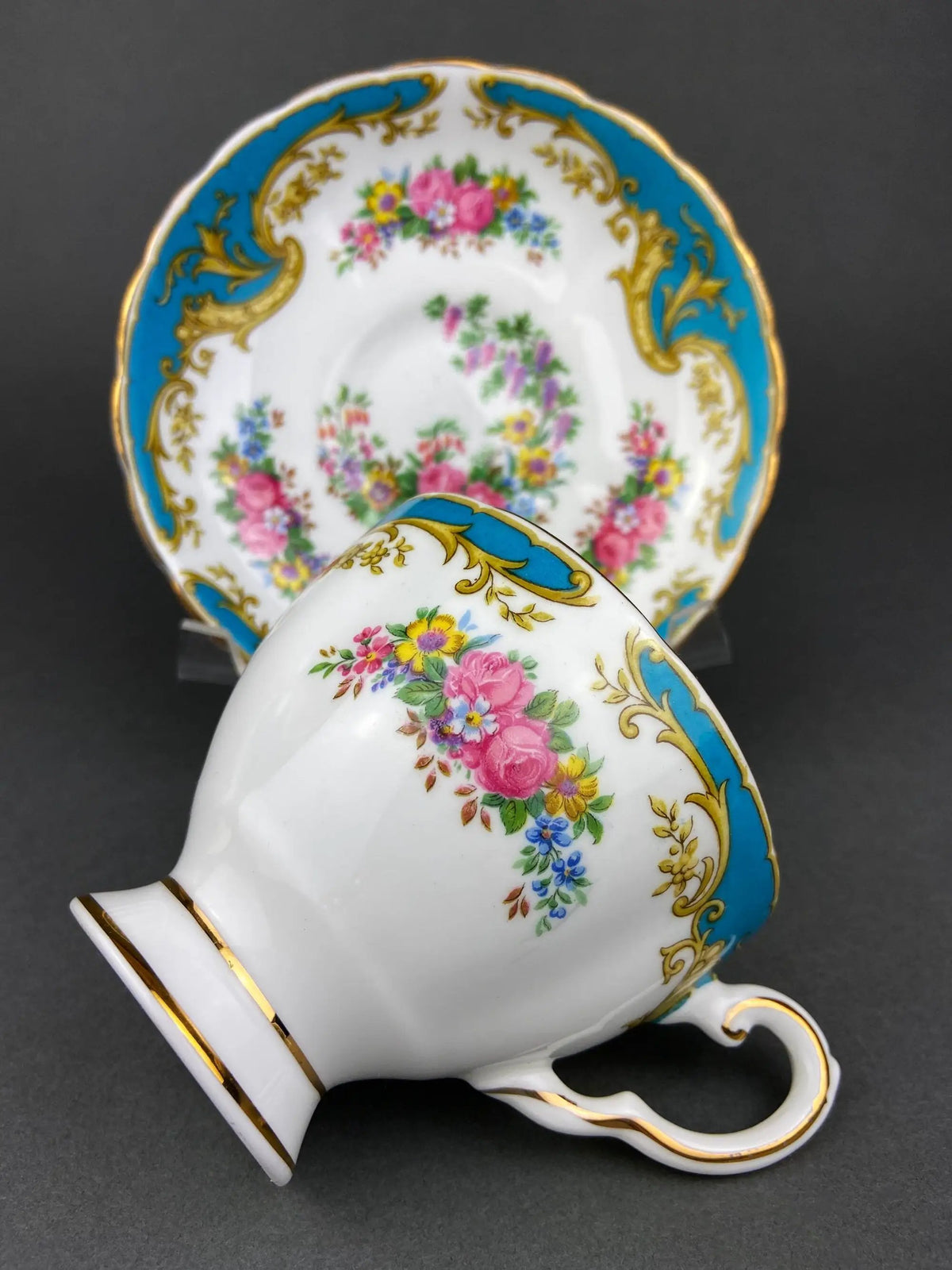Tea Cup And Saucer | Fine English Bone China | 8 Oz | Vintage Pattern