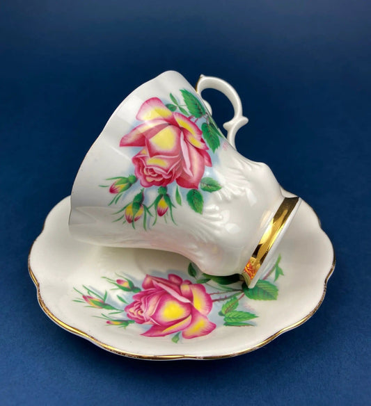 Vintage Royal Albert Tea Cup and Saucer | Sweetheart Roses | Fine Bone China | Collectors & Hosts