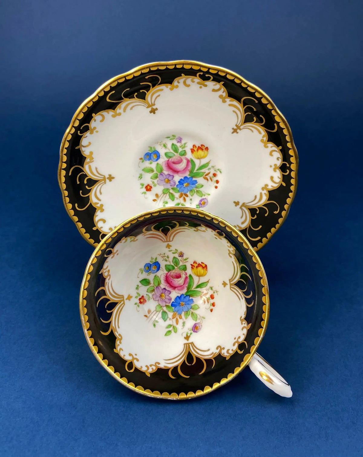 Vintage Elizabethan Fine Bone China Cup and Saucer: Handpainted Cupids | Collectible Vintage | Pre-Owned Piece | Collectors & Hosts