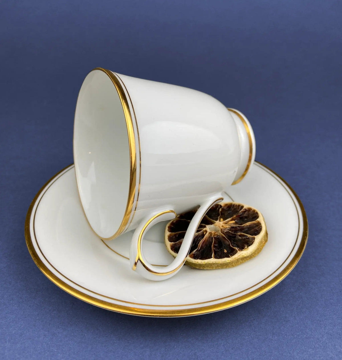 Noritake Allison Tea Set: Gold Band China Cups and Saucers (Set of Five) | Collectible Vintage | Pre-Owned Piece | Collectors & Hosts