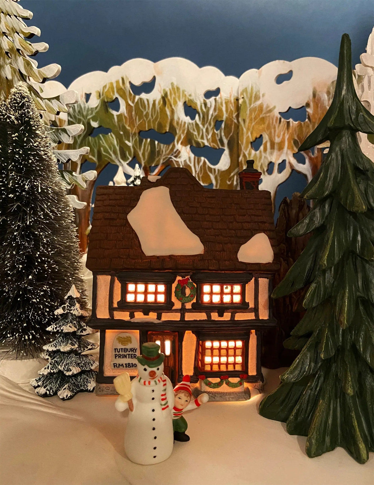 Tutbury Printer Christmas Village House by Dept 56 | Illuminated Christmas Village House | Dickens Village Series | Collectors & Hosts