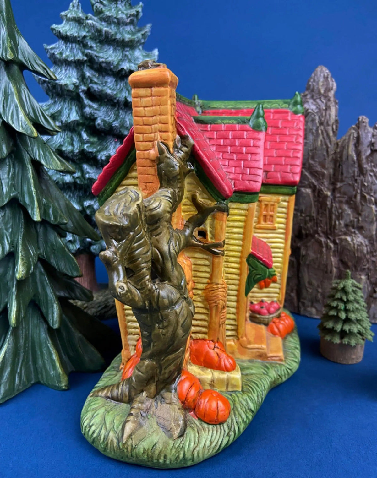 Haunted Porcelain Pumpkin House | Hand-Painted Illuminated Village Accessory | Fall/Thanksgiving/Halloween Celebration | Collectors & Hosts