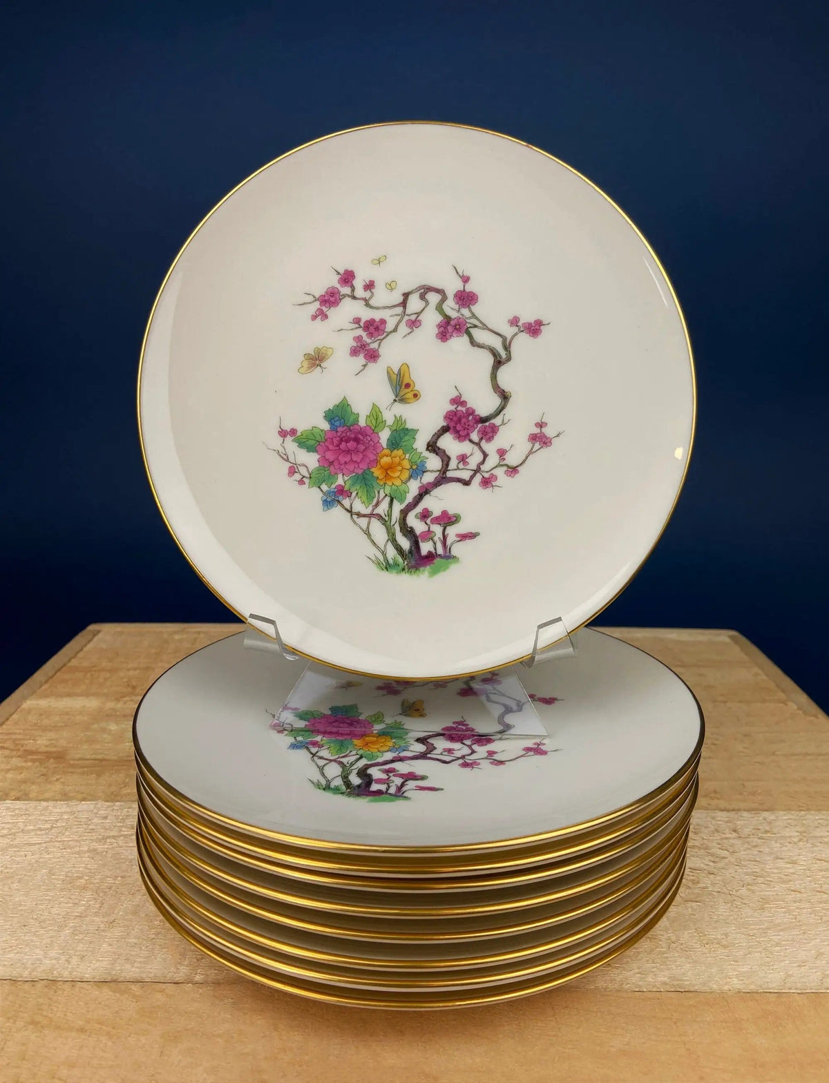 Tea Coffee Serving Set by Noritake, Elvira | 4 Porcelain Cups & Saucers, 4 Square Dessert Salad Plates | Hosting Essentials | Collectors & Hosts