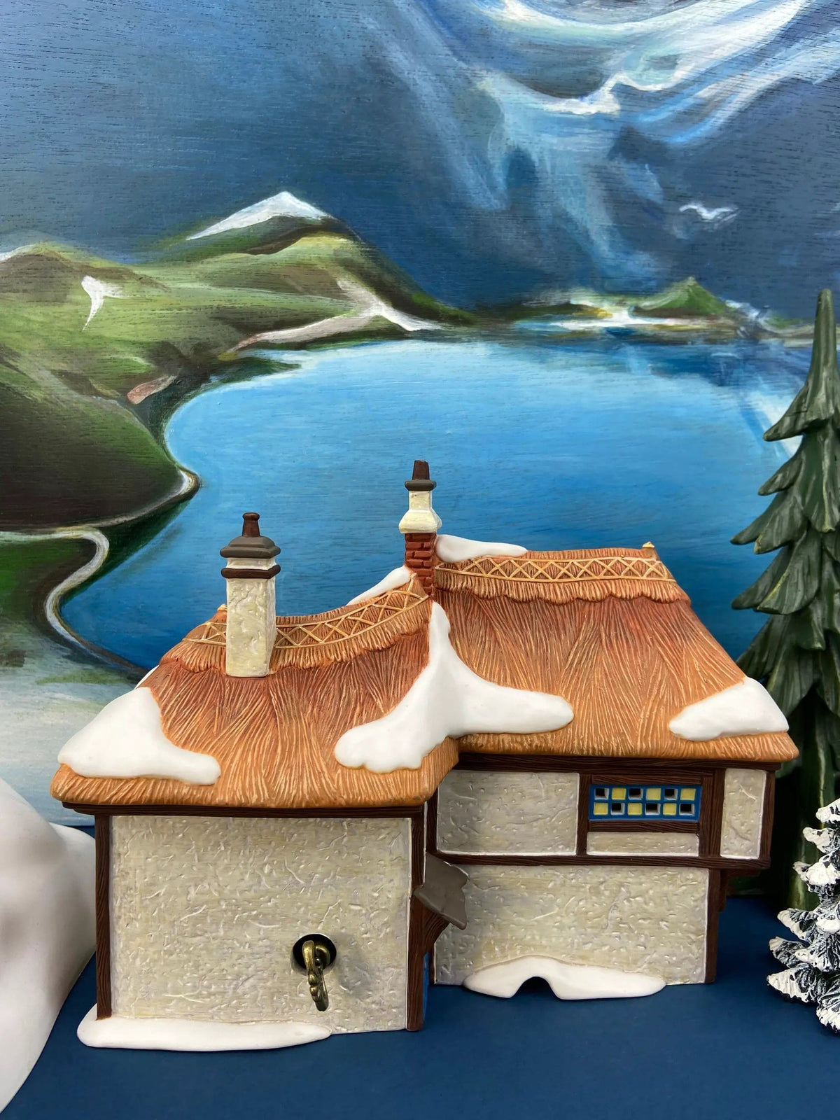 Illuminated Aldeburgh Music Box Shop | Celebrating Music | Christmas Village Porcelain House and Built-in Music Box | Collectors & Hosts