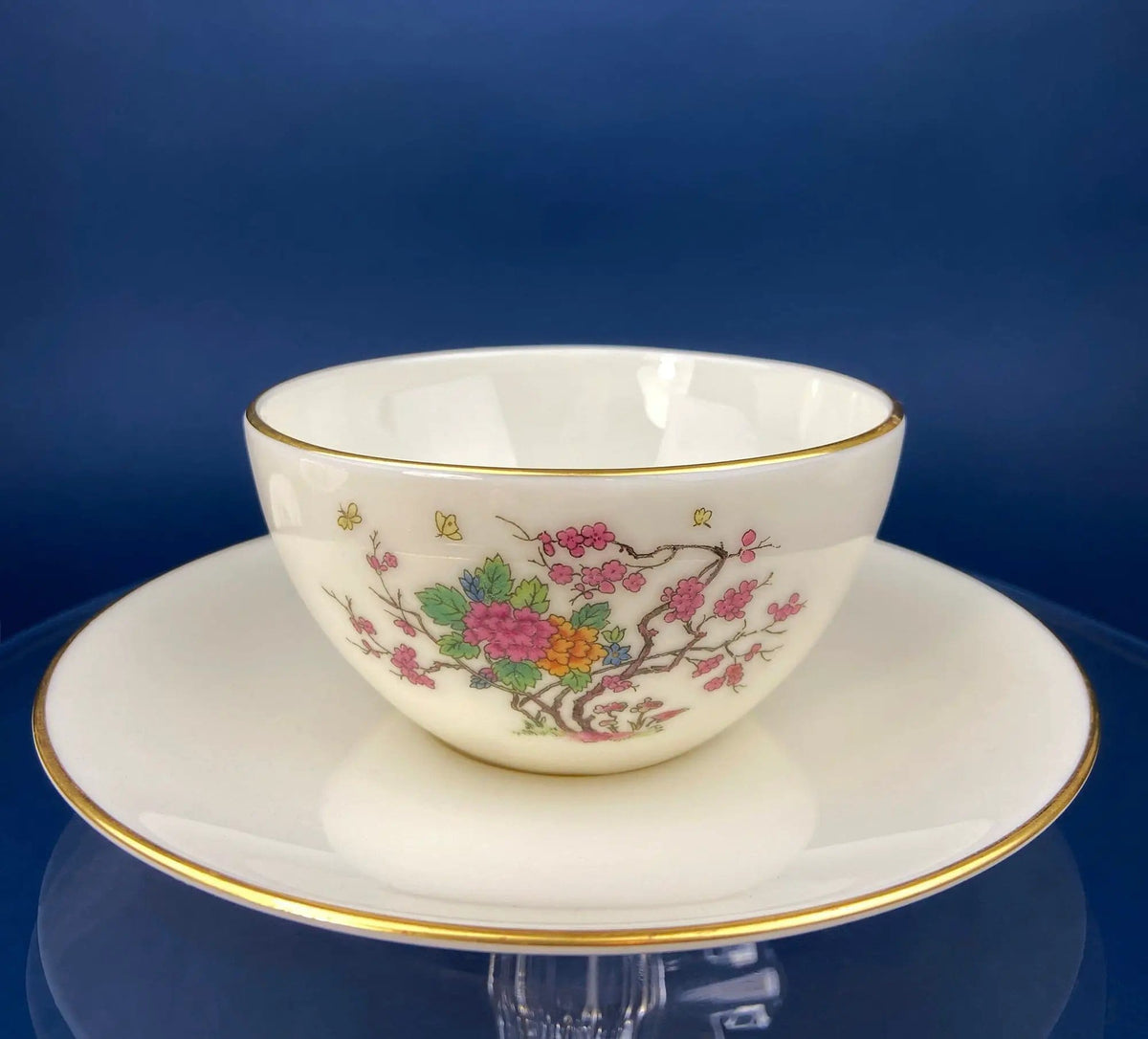 Tea Coffee Serving Set by Noritake, Elvira | 4 Porcelain Cups & Saucers, 4 Square Dessert Salad Plates | Hosting Essentials | Collectors & Hosts