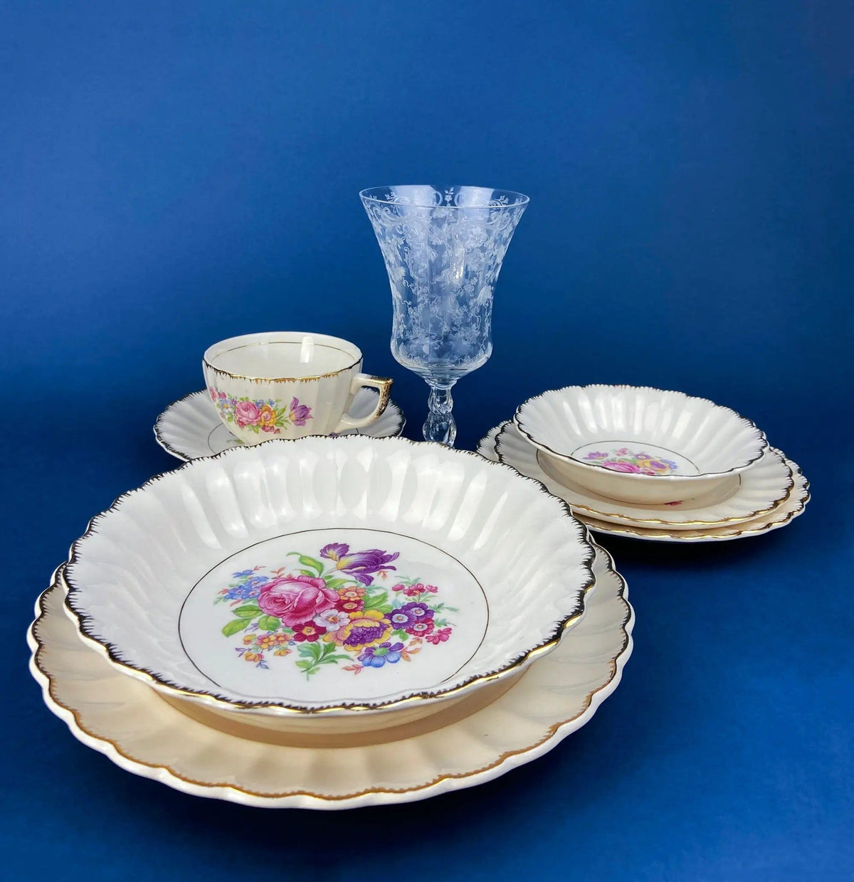 Vintage Dish Set | Leigh Wake by Leigh Potters | Set of 4 Placements: Dinner, Salad Plates, Soup, Salad Bowls, One Serving Dish & Teacups | Collectors & Hosts