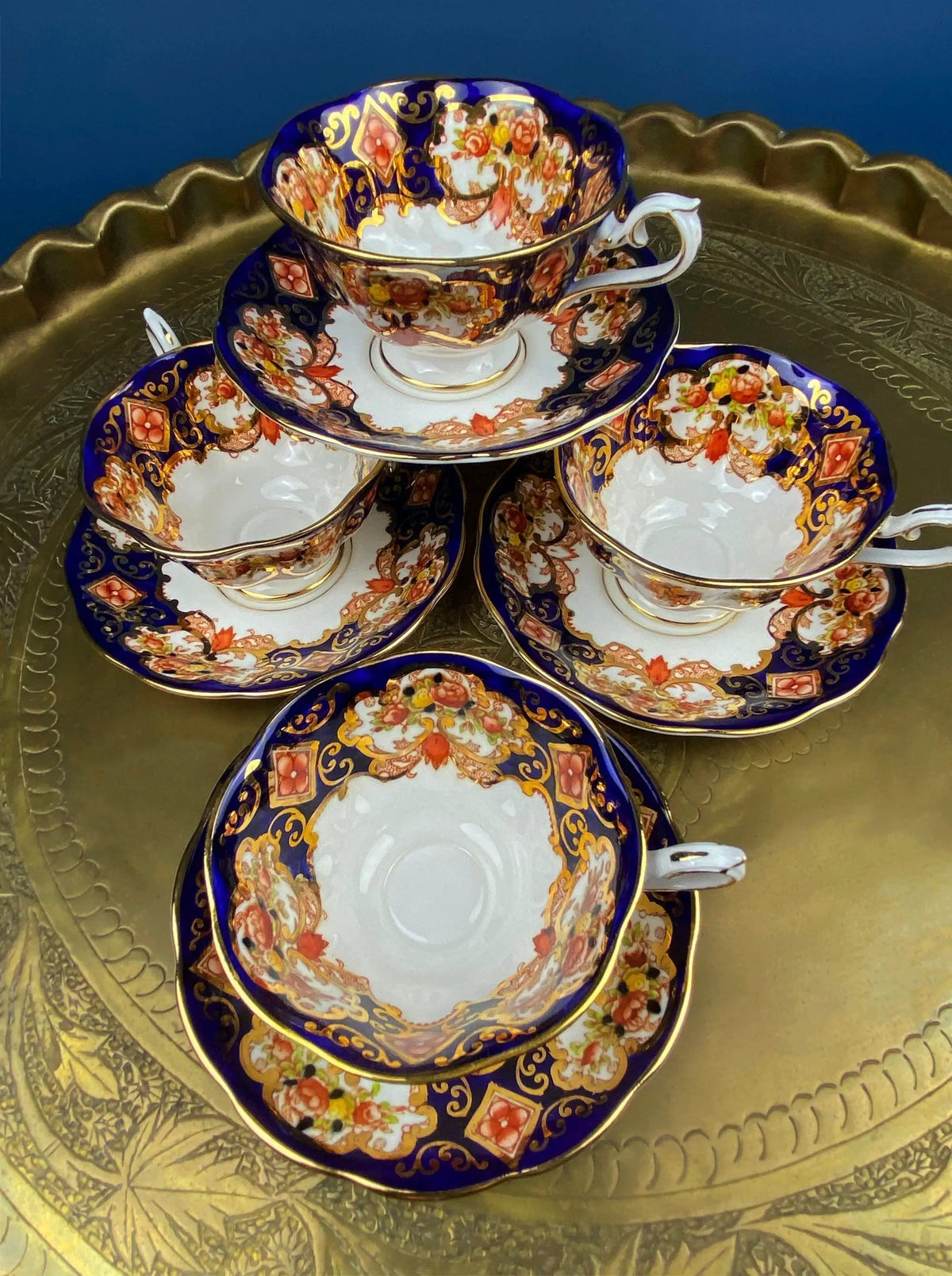 Vintage TeaCup and Saucer | Hand Painted Royal Albert Bone China | Heirloom Pattern | Collectors & Hosts