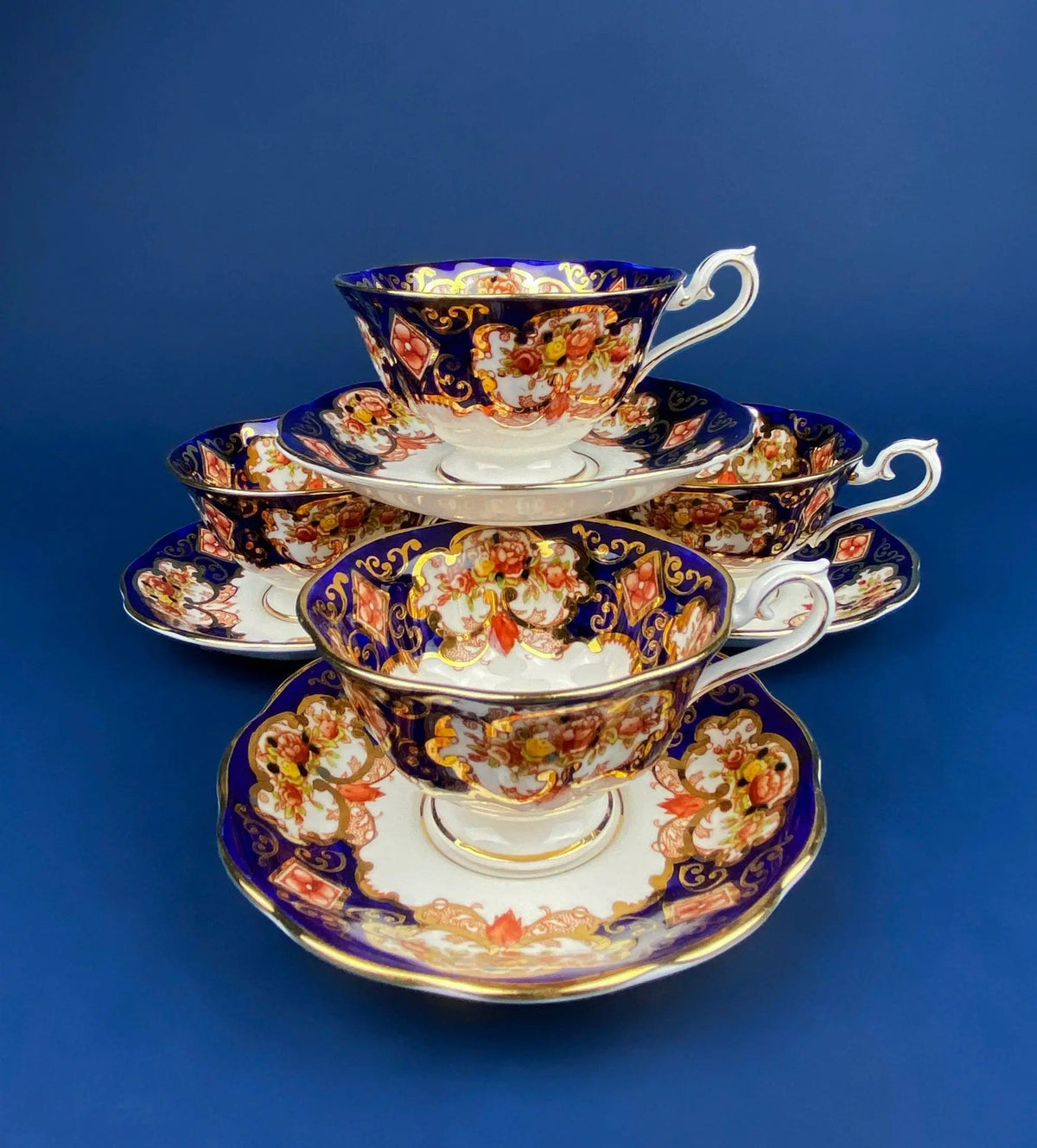 Vintage TeaCup and Saucer | Hand Painted Royal Albert Bone China | Heirloom Pattern | Collectors & Hosts