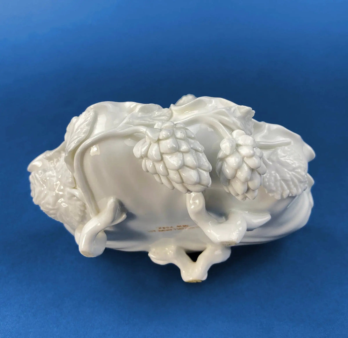 White Porcelain Cupid Soap Dish | Valentine Floral Detail | Heart Bowl | 5 Inch
