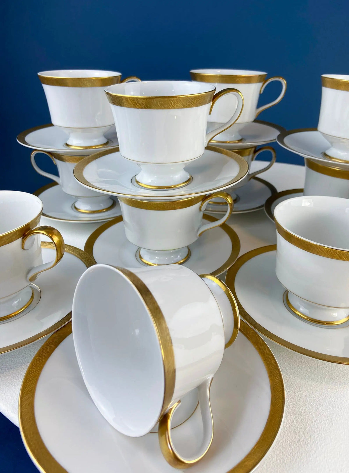 Wedgwood China Set | Sango Spun Gold | White And Gold | 12 Piece Dinnerware