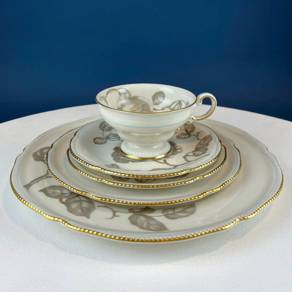 4 Minton Porcelain Cups and Saucers | Creamy Green & White Set with Delicate Leaf Garland Motif | Dining Room Table Decor | Collectors & Hosts