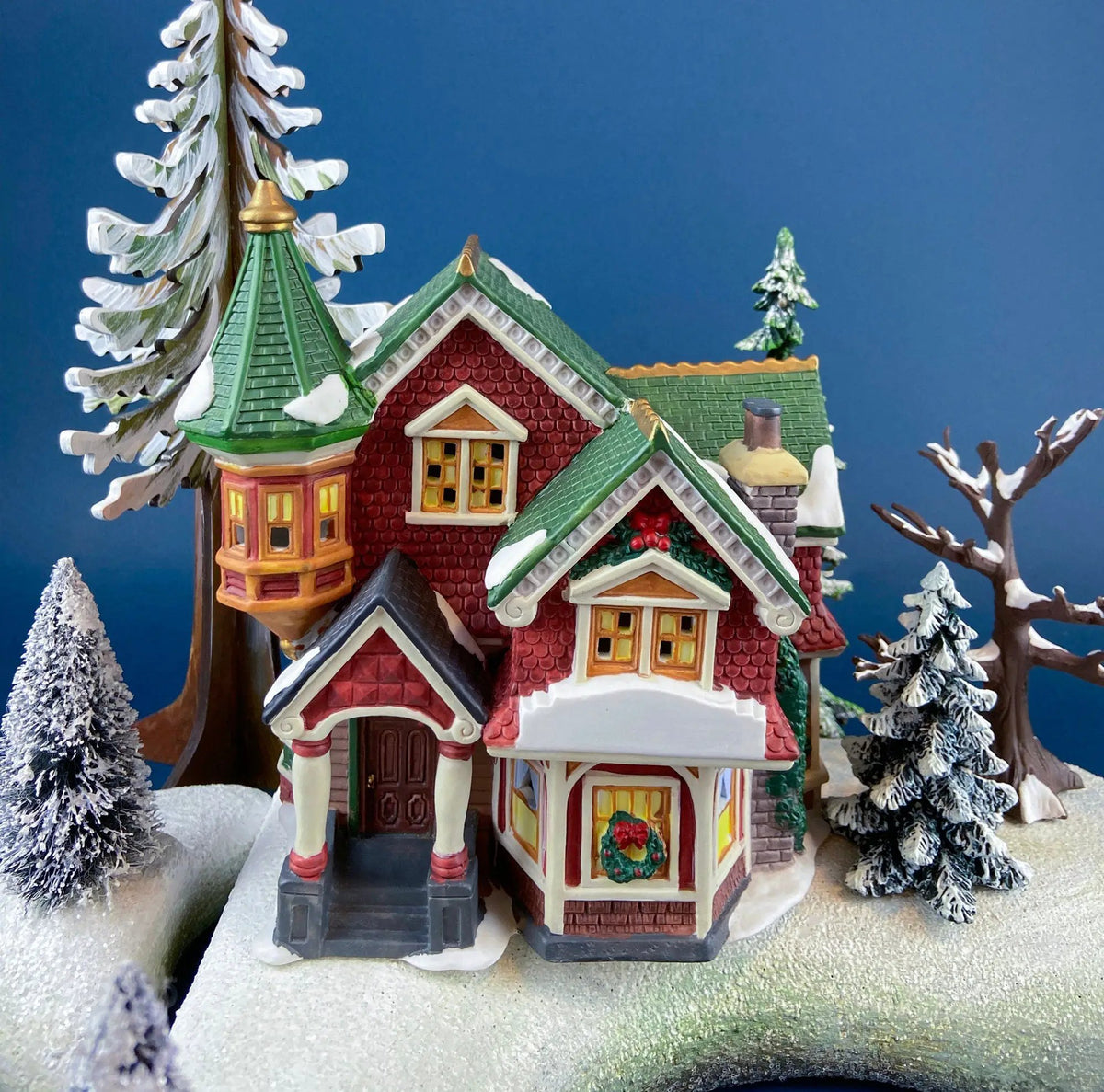 Christmas Porcelain Building | Red Victorian | Green Roof | Illuminated
