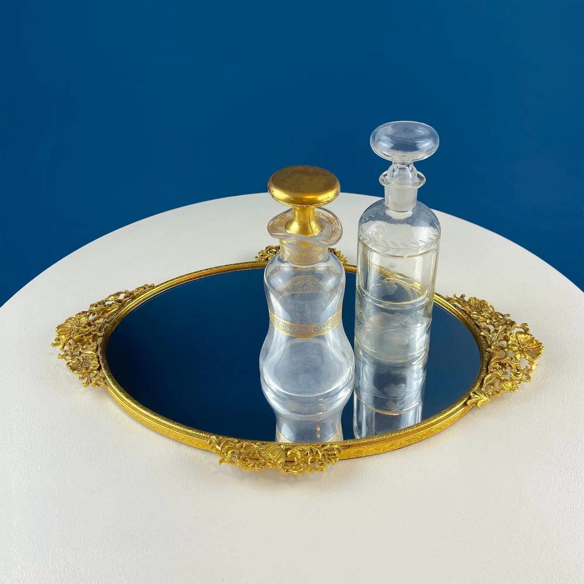 Vintage Gold Dresser Vanity Mirrored Tray | Rich Gilded Metal Tea Rose Oval Frame | Chic Bedroom Bath Perfume Display | Collectors & Hosts