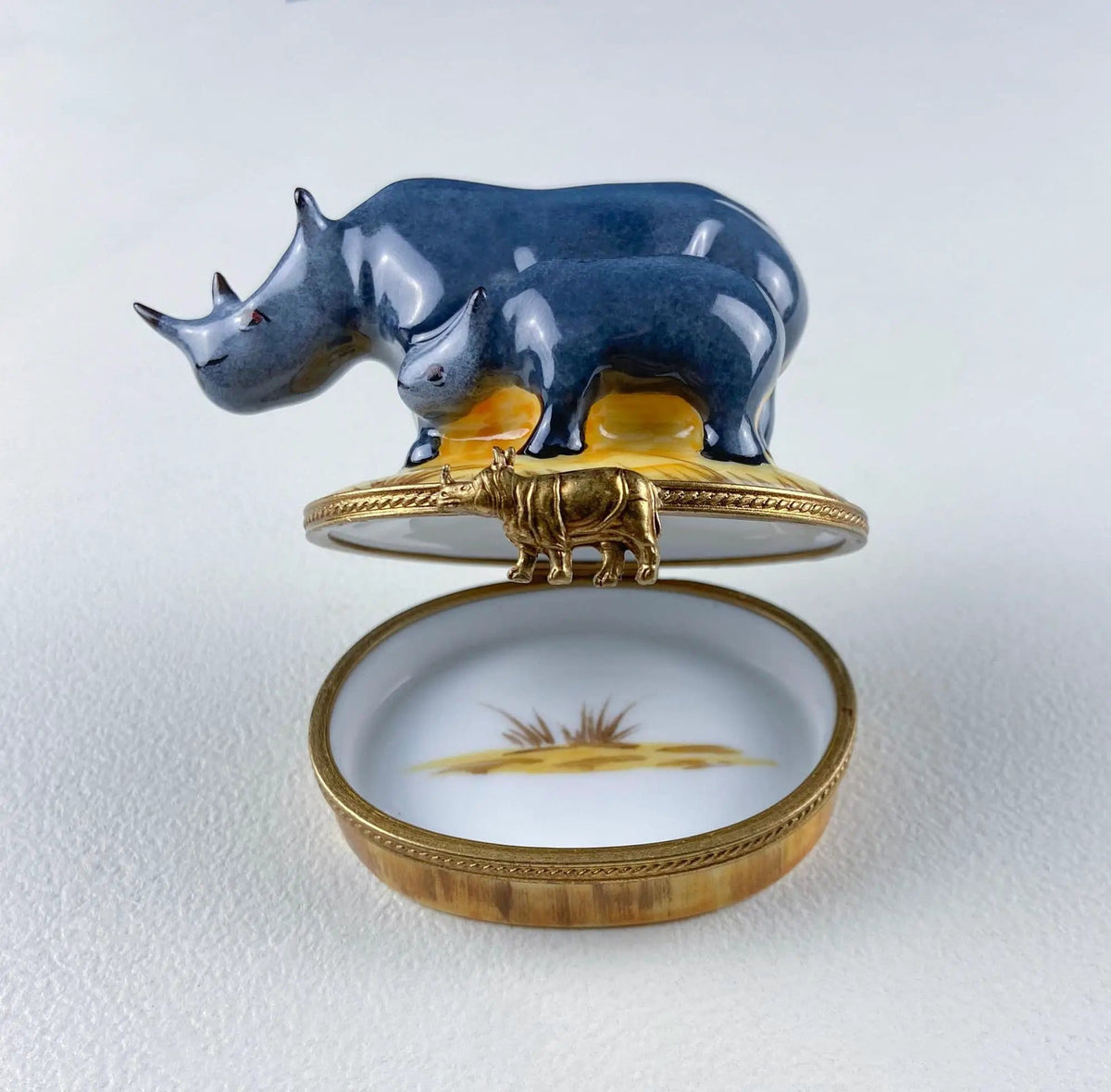 Mom and Baby Elephants Vintage Retired Limoges Miniature Box | Collectible Porcelain & Brass Trinket Ring Pill Box | African Safari Design | Collectors & Hosts