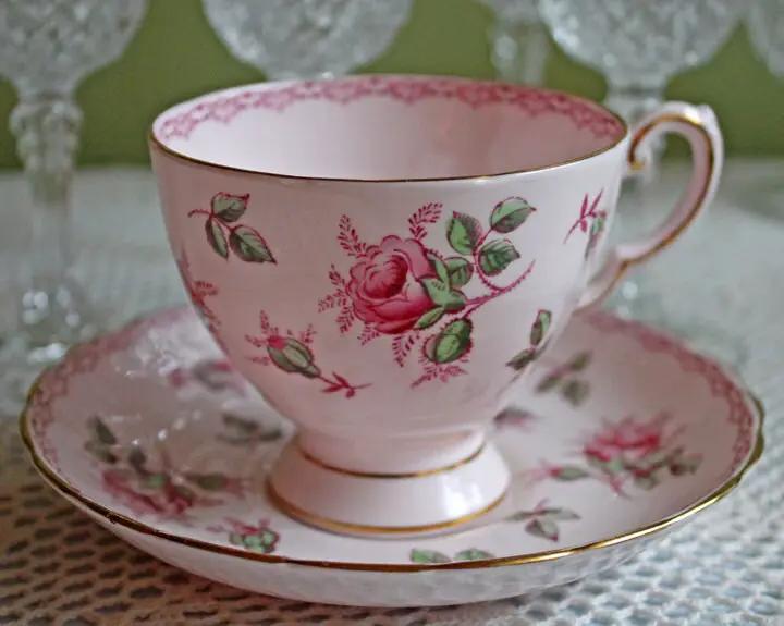 Square Tea Cup | Berkeley Rose Pattern | Pink Floral Handle