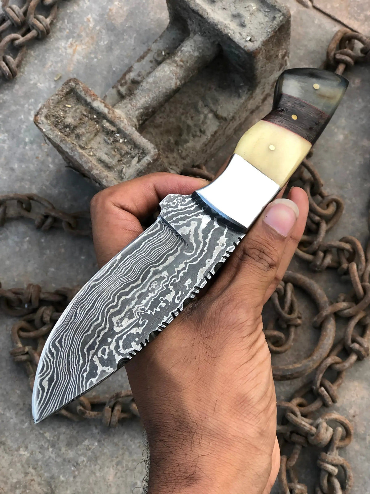 Hunting knife | Damascus Steel | Hunting & Survival Knife | Home