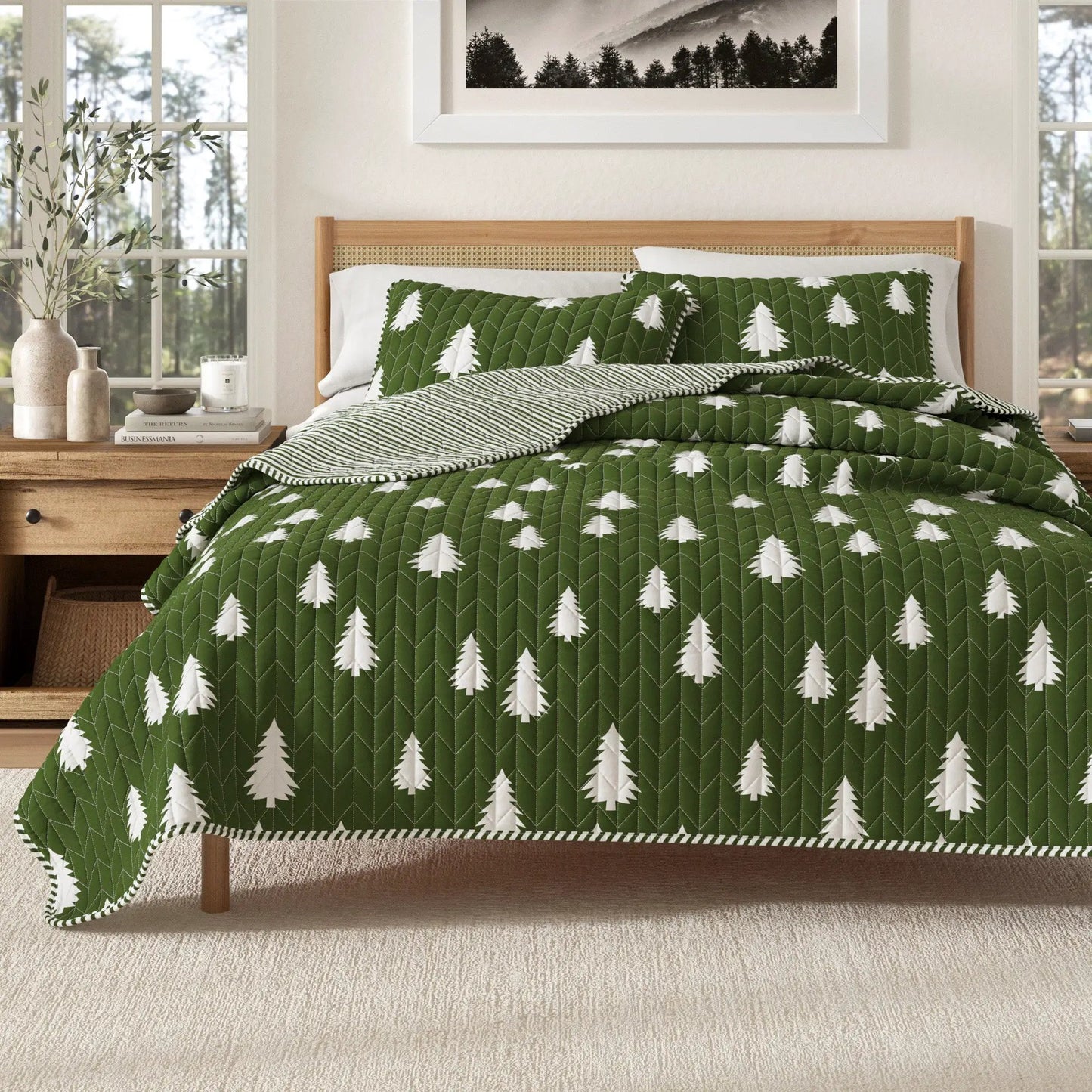 Lodge Printed Quilt - Arrowhead from PriceLows™
