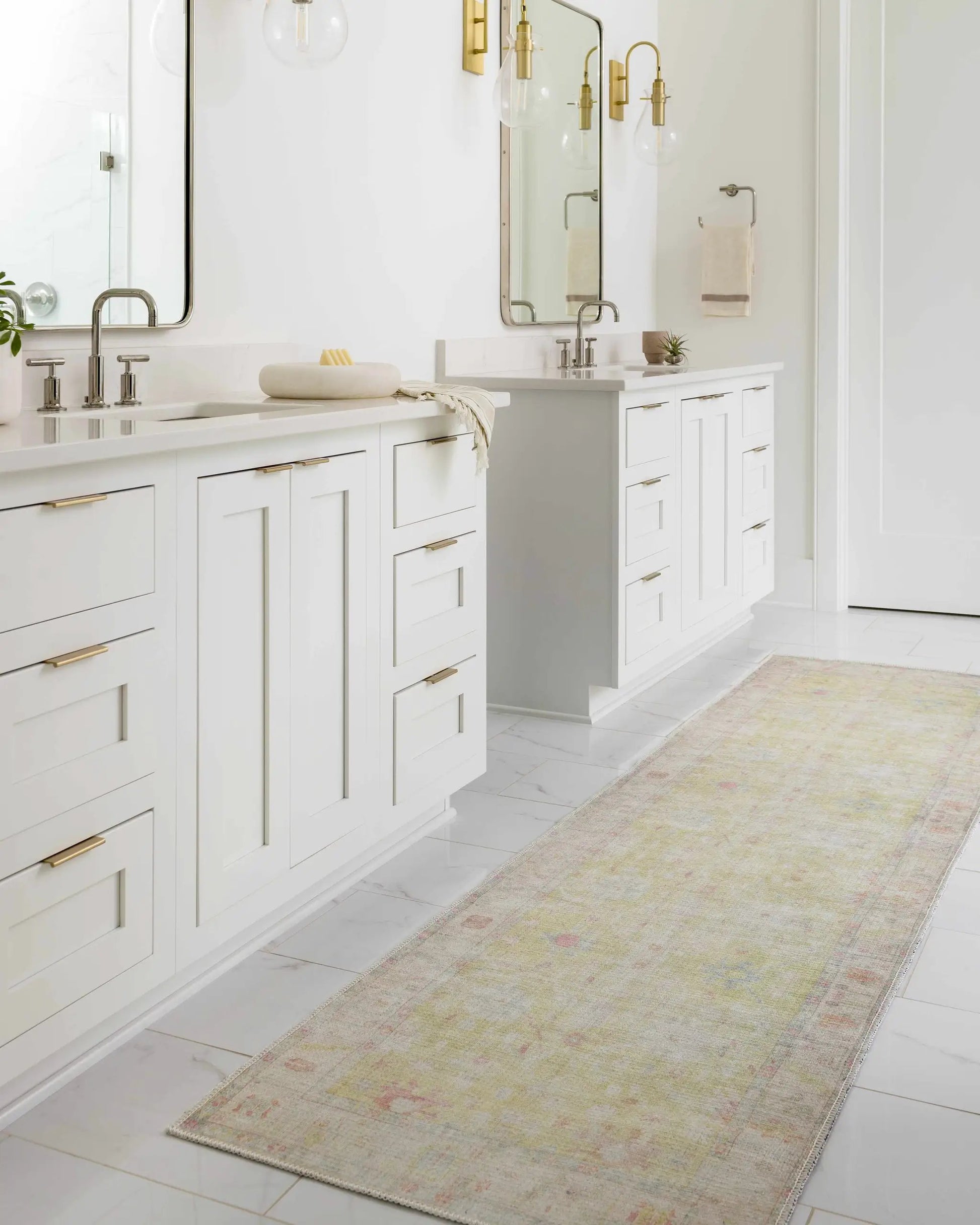 Bozkurt Distressed Washable Rug from PriceLows™
