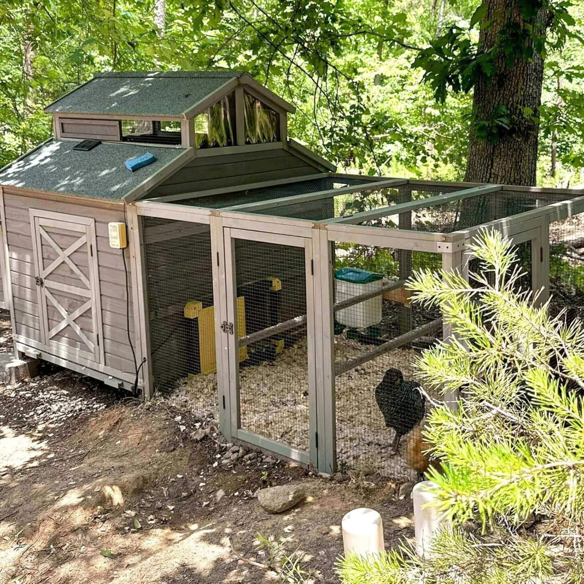 Large 115-Inch Portable Chicken Coop With Run And Nesting Boxes | 115 Inch | Metal | Home