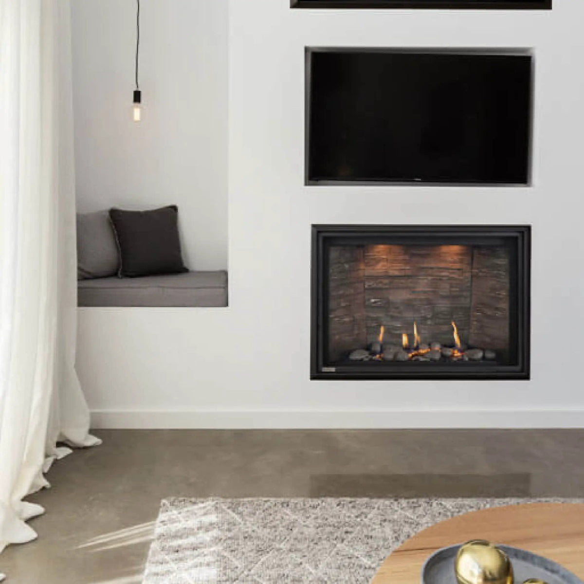 Montigo DelRay Square Full Load Direct Vent Natural Gas Fireplace With Battery Backup | Living Room Use | Everyday Use | Living Room