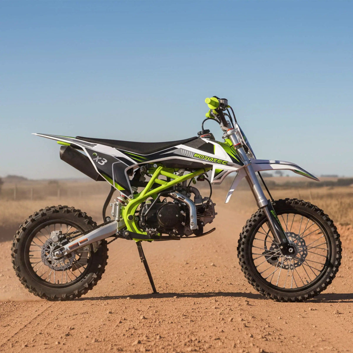 Gas Dirt Bike | MotoTec X3 125CC | 4-Stroke Engine | Lightweight Green Frame