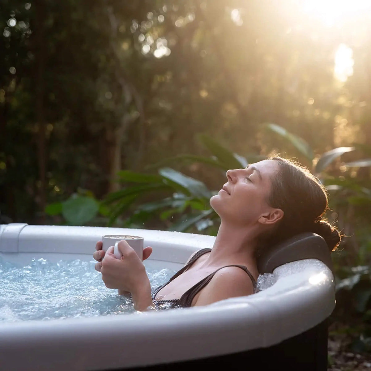 Inflatable Round Hot Tub | MSpa Denver Frame Series | Six-Person Capacity | Adjustable Nozzles