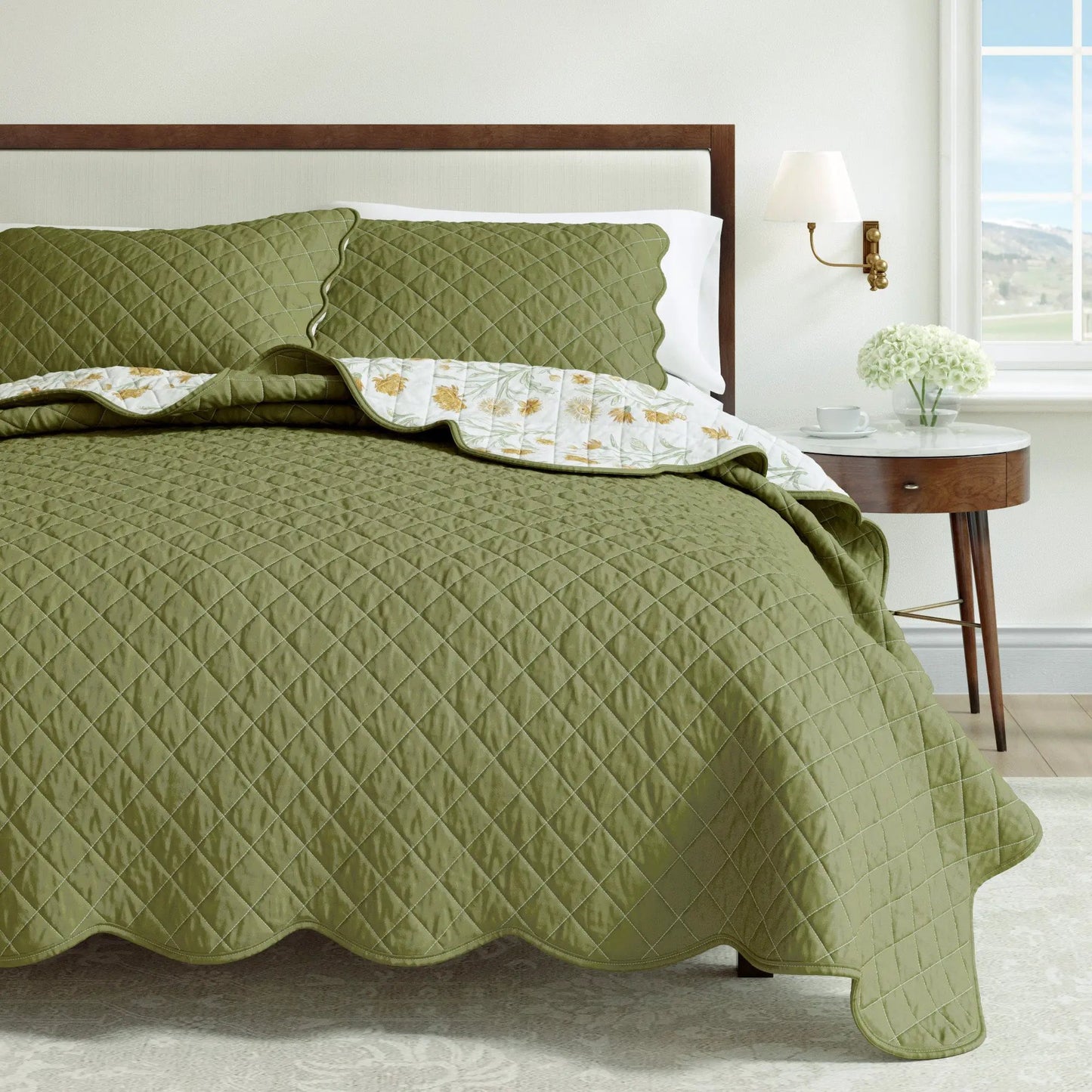 Floral Print & Scallopeded Edge Cotton Quilt Set - Illiana Collection from PriceLows™