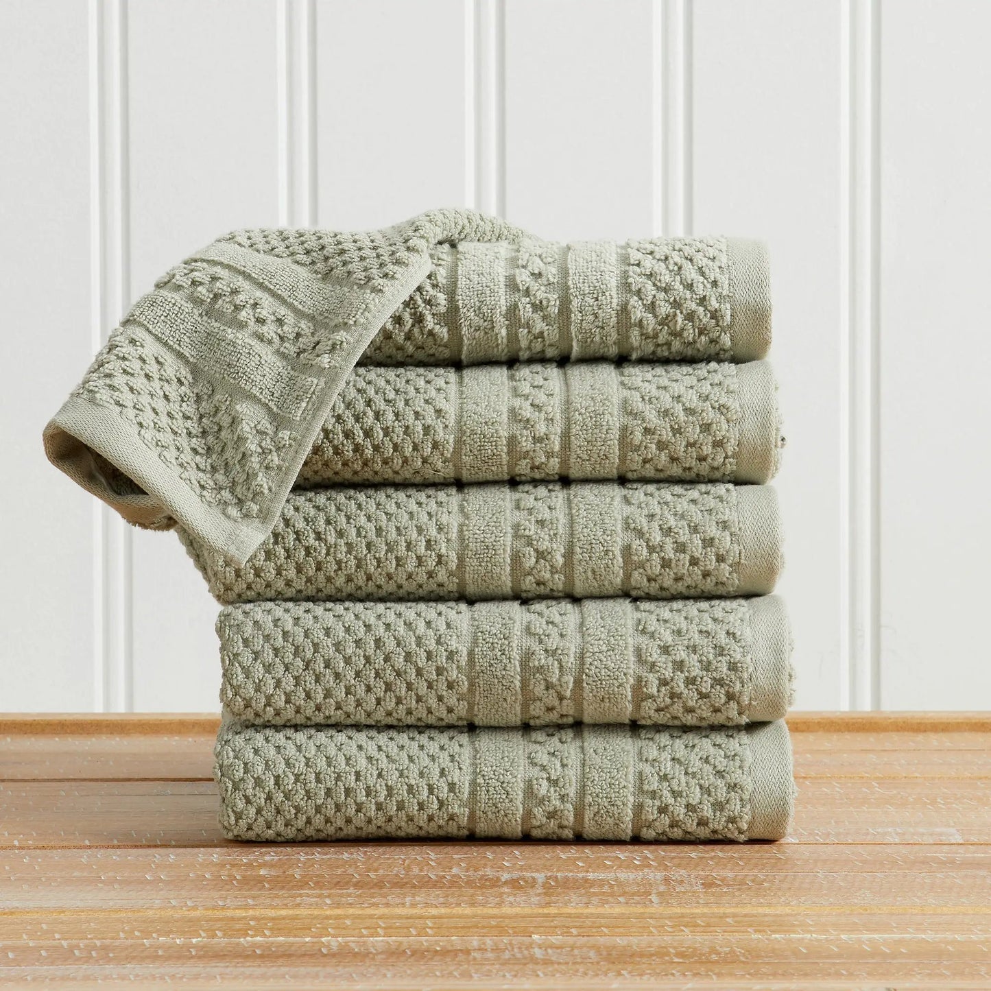 100% Cotton Checkered Jacquard Bath Towel Set - Giuliana Collection from PriceLows™