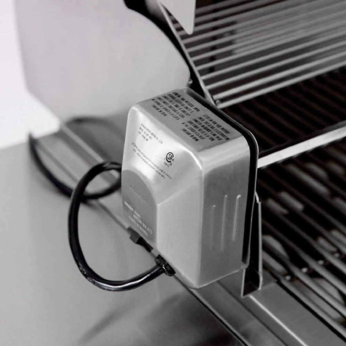 Built-In Propane Gas Grill | Summerset Sizzler | 443 Stainless Steel | Flame Thrower Ignition