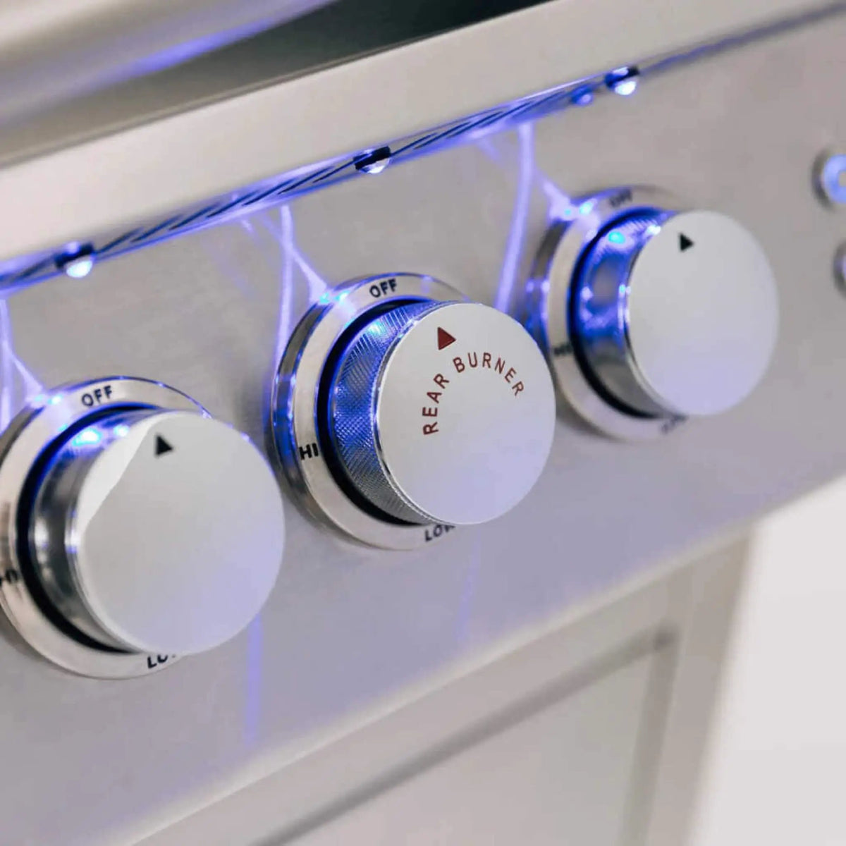 Built-In Gas Grill | Summerset Sizzler Pro | Up To 5 Cast Stainless Steel Burners | 443 Stainless Construction