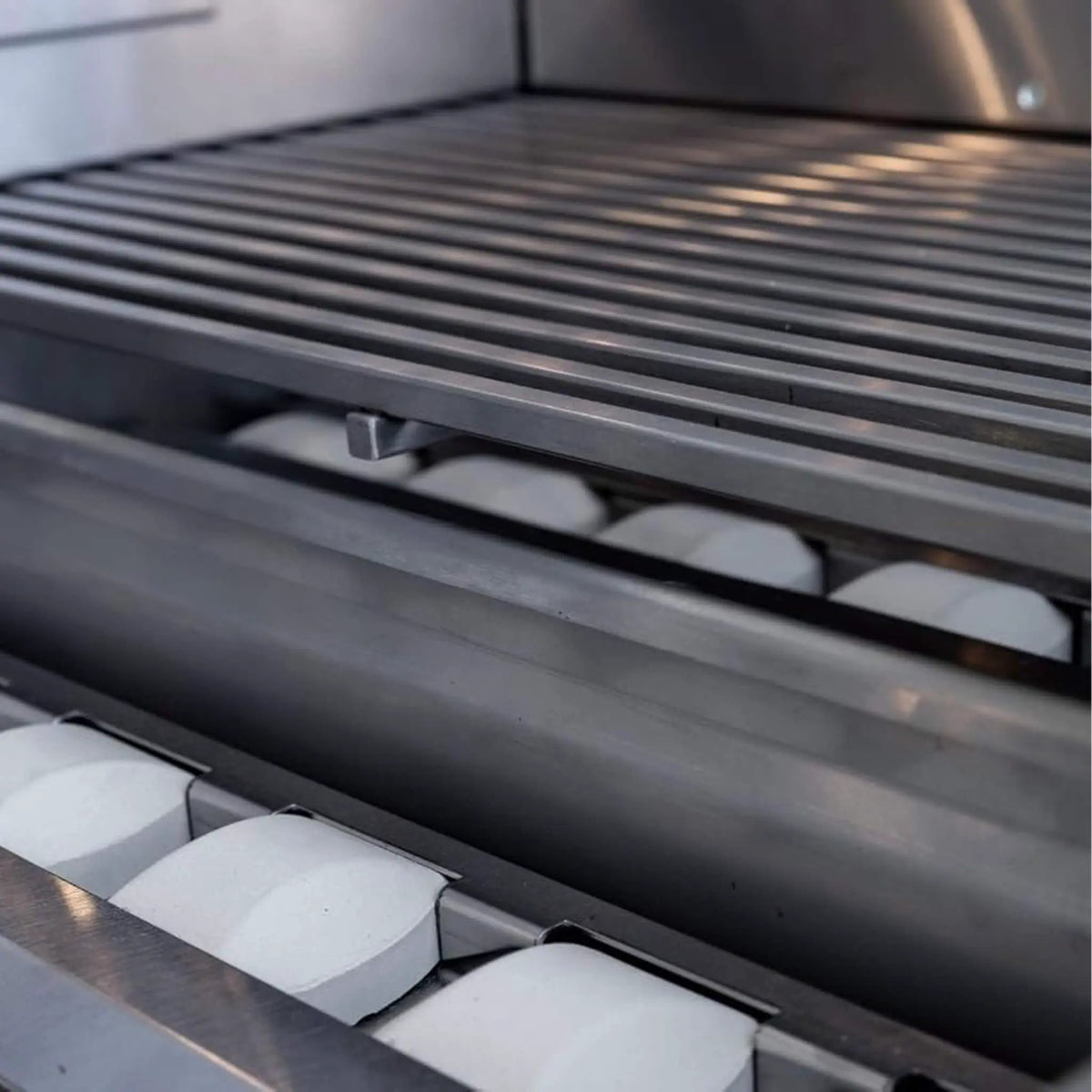 Built-In Gas Grill | Summerset TRL Pro | Rear Infrared Burner And Rotisserie Kit | 304 Stainless Steel
