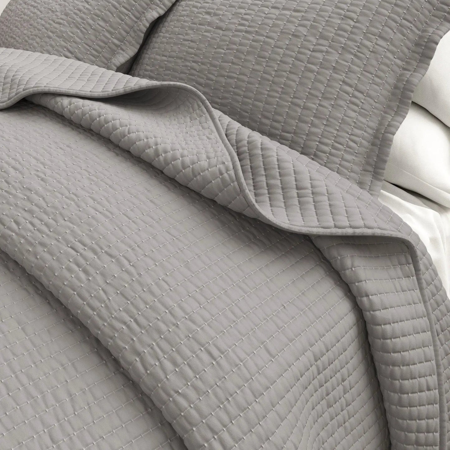 Solid Quilt - Alicia Collection from PriceLows™