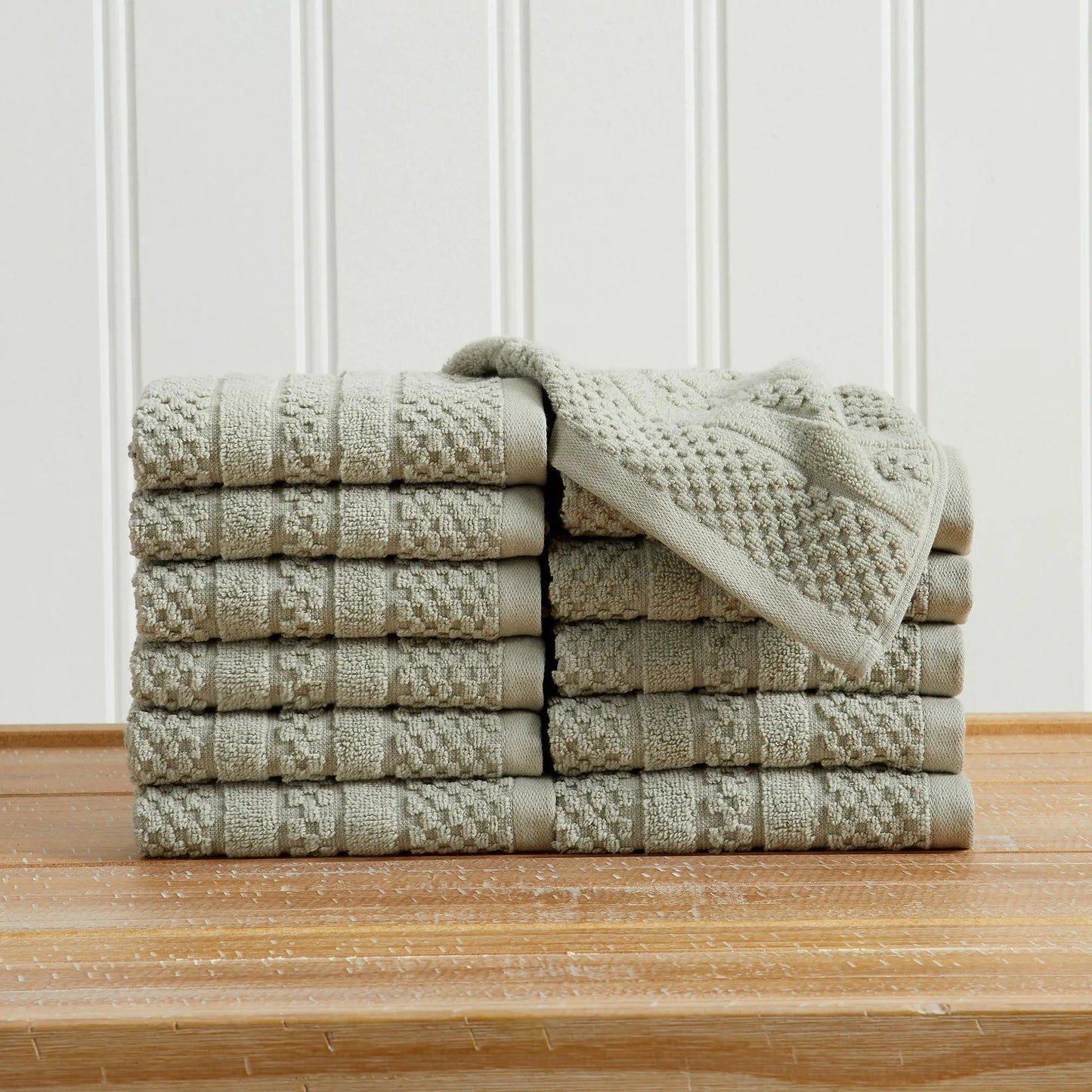 100% Cotton Checkered Jacquard Bath Towel Set - Giuliana Collection from PriceLows™