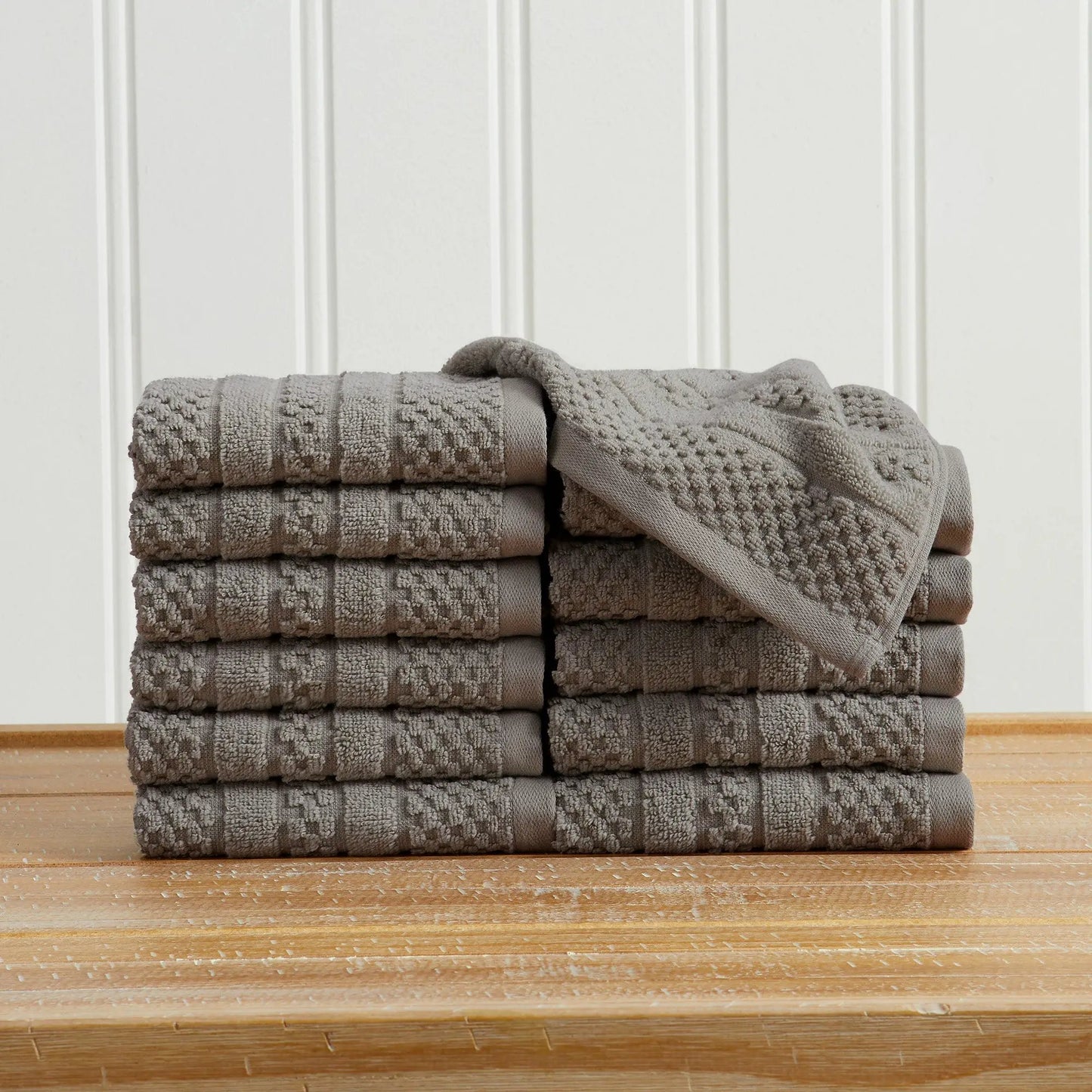 100% Cotton Checkered Jacquard Bath Towel Set - Giuliana Collection from PriceLows™