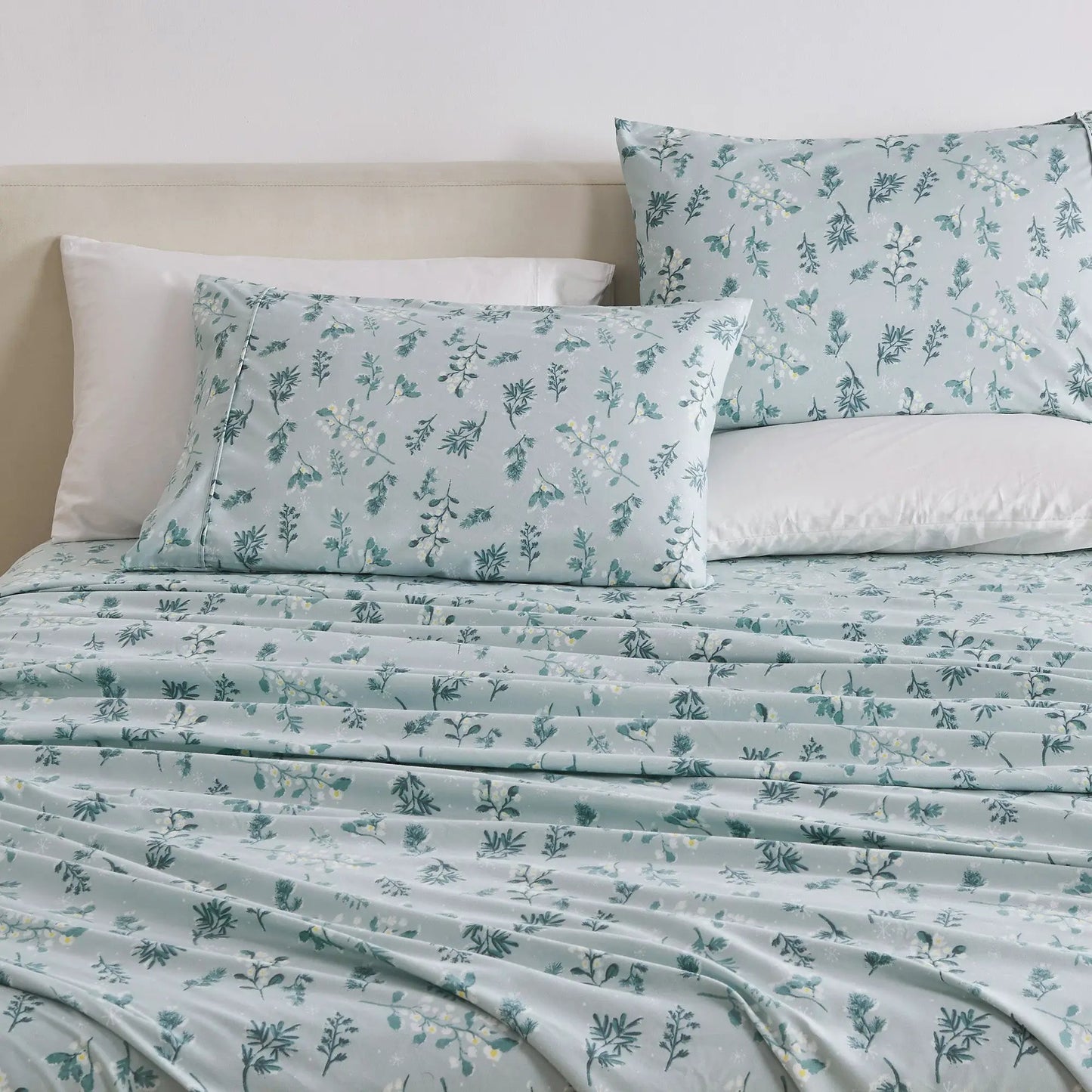 Watercolor Floral Sheet Set - Delia Collection from PriceLows™